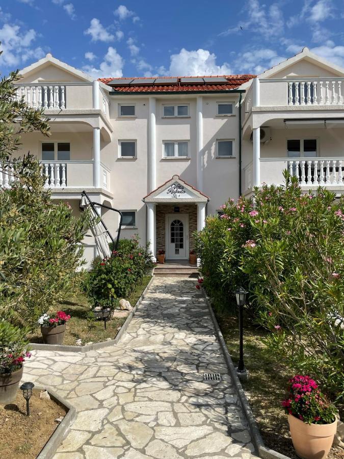 Apartments Rafaela Barbat na Rabu Εξωτερικό φωτογραφία