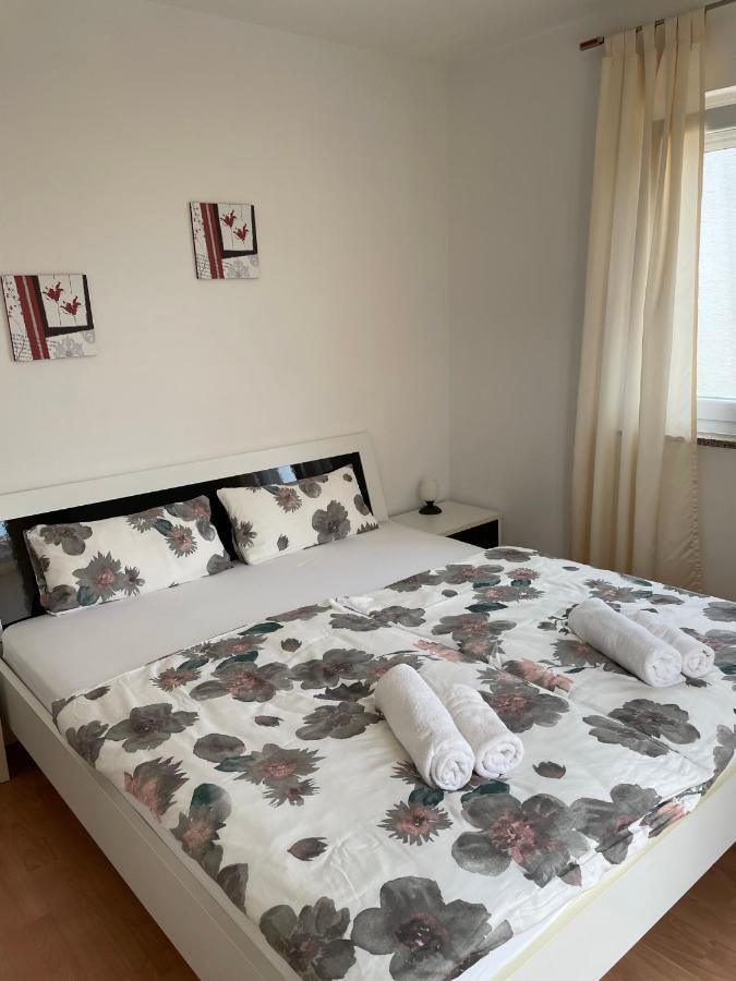 Apartments Rafaela Barbat na Rabu Εξωτερικό φωτογραφία