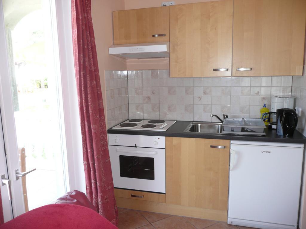 Apartments Rafaela Barbat na Rabu Εξωτερικό φωτογραφία