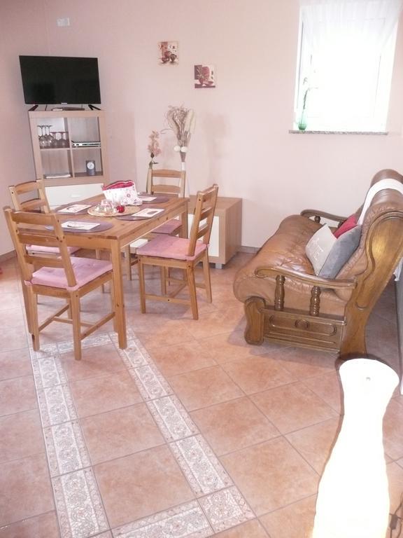 Apartments Rafaela Barbat na Rabu Εξωτερικό φωτογραφία