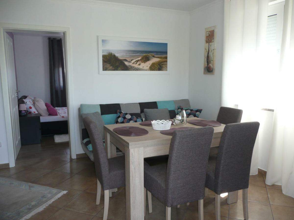 Apartments Rafaela Barbat na Rabu Εξωτερικό φωτογραφία