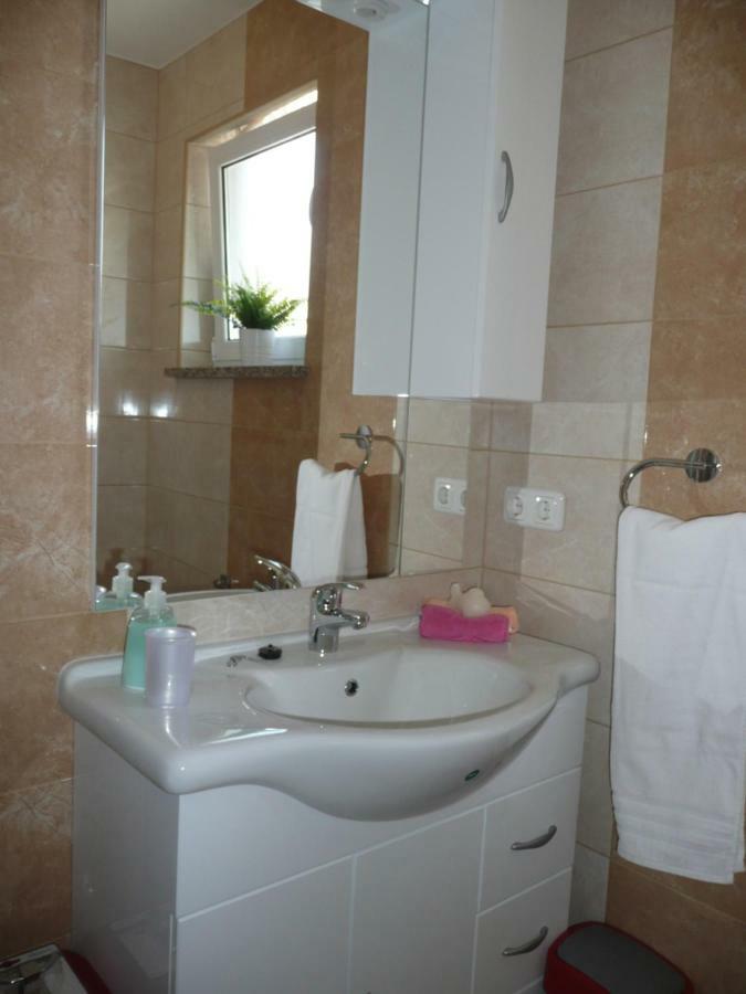 Apartments Rafaela Barbat na Rabu Εξωτερικό φωτογραφία